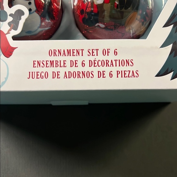 Disney store Walts Lodge with Mickey and Pals Christmas Ornaments set of… - Picture 4 of 8